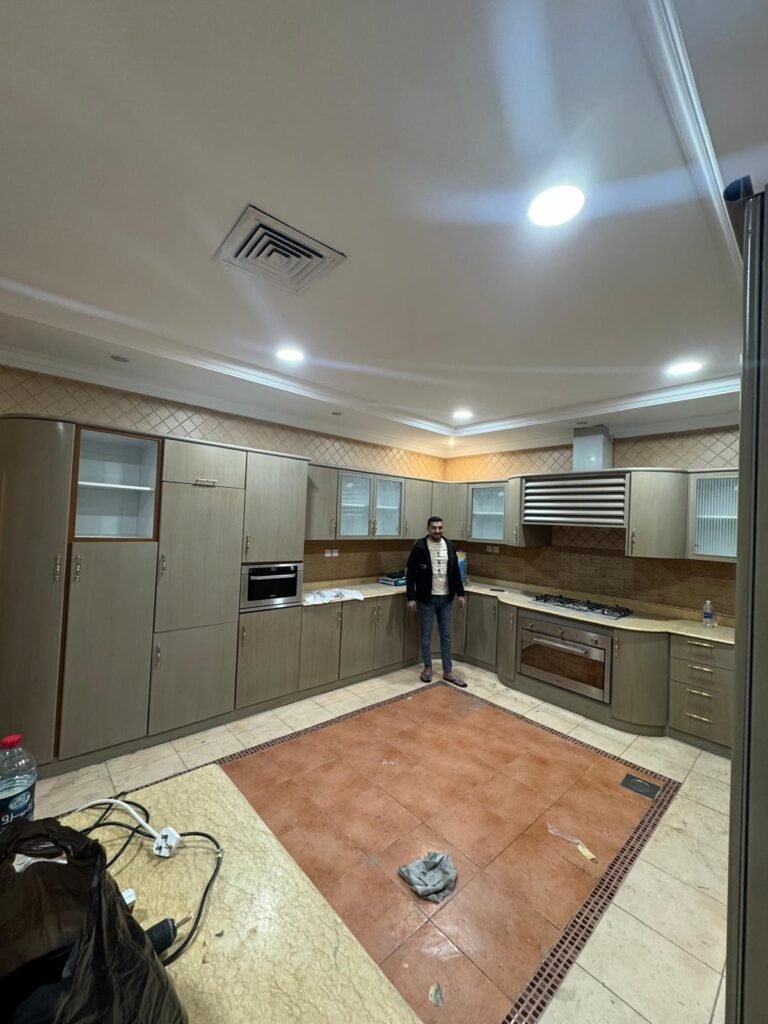 صباغ اخشاب بالكويت ابانوب ديكور - 0096560624830